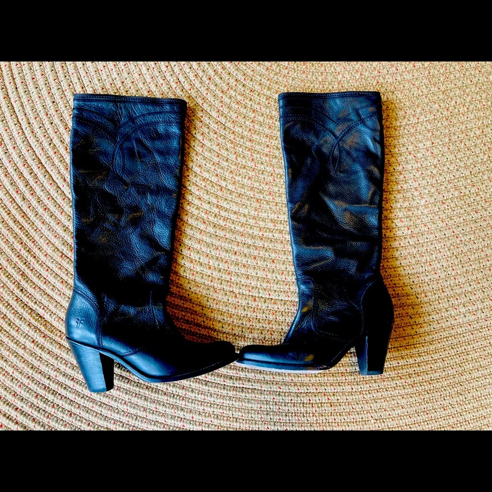 Beautiful rich black over calves boots